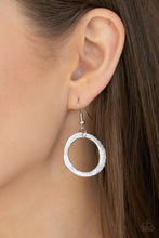 Load image into Gallery viewer, Paparazzi ~ Amped Up Metallics ~ Silver Necklace Set