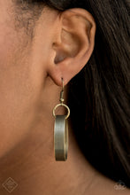 Load image into Gallery viewer, Paparazzi ~ Big Hit ~ Brass Necklace Set (Fashion Fix Exclusive)