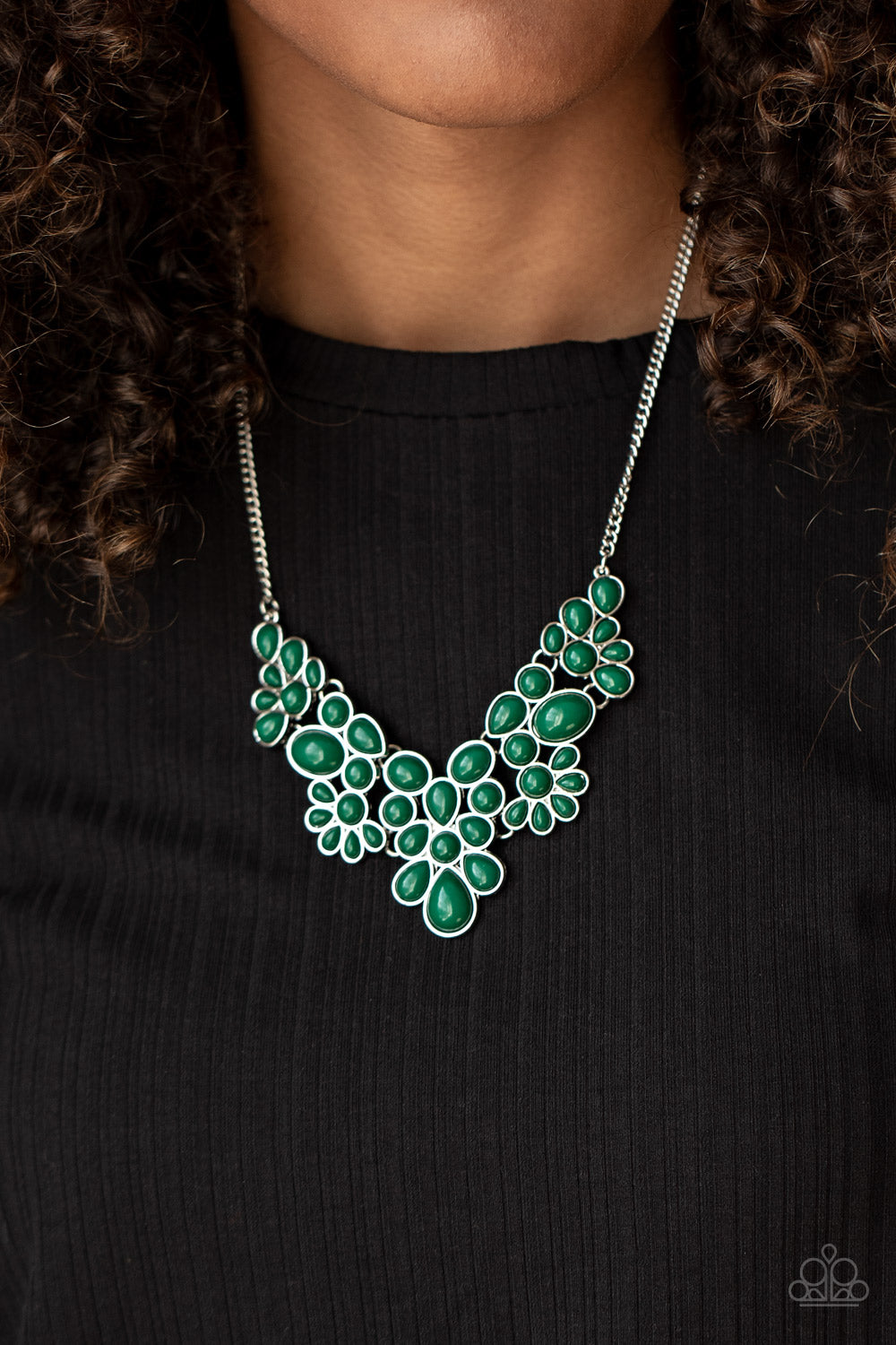 Paparazzi ~ Bohemian Banquet ~ Green Necklace Set