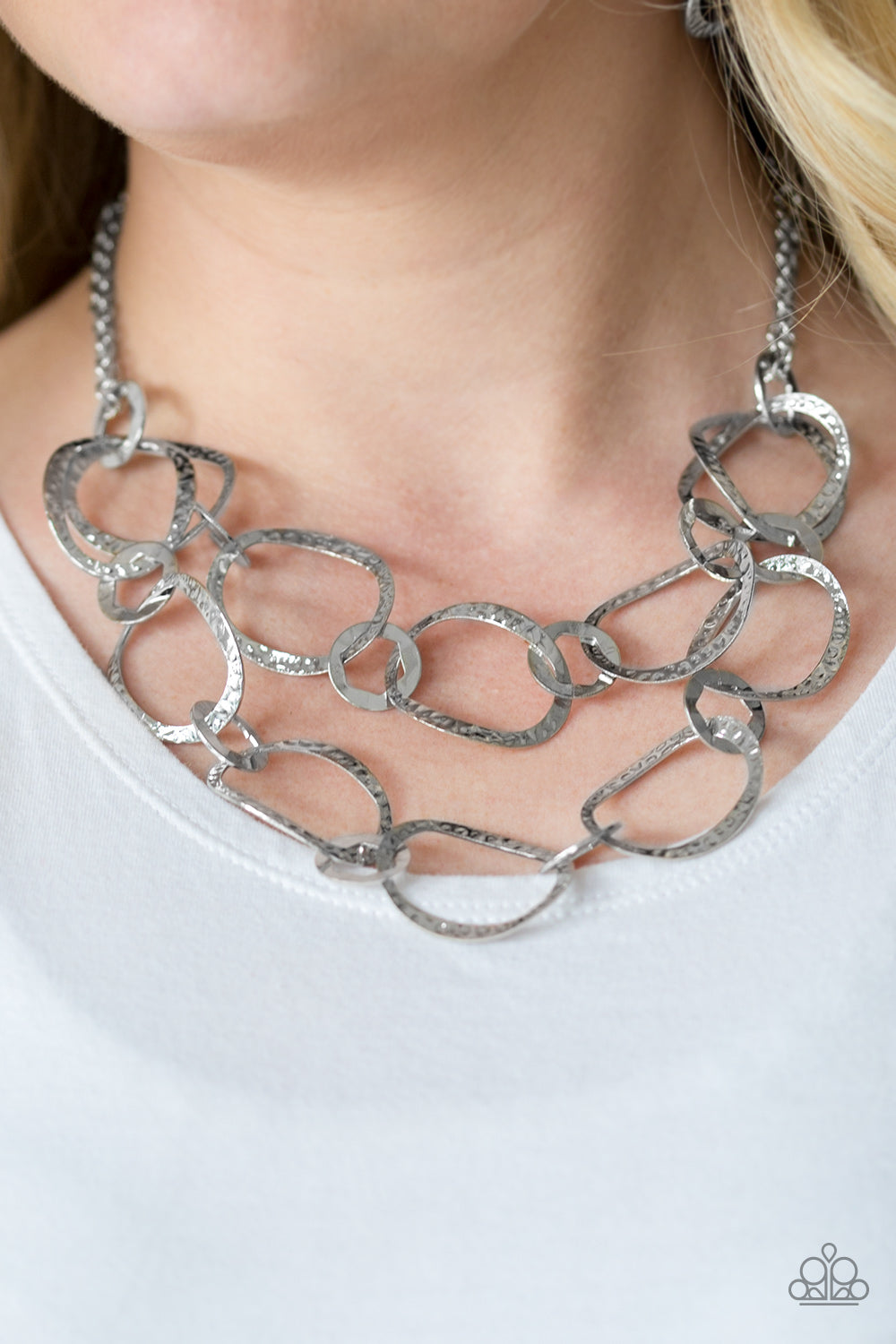 Paparazzi ~ Circus Chic ~ Silver Necklace Set