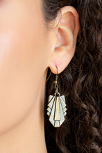 Load image into Gallery viewer, Paparazzi ~Cougar Cave ~ Brass Necklace Set