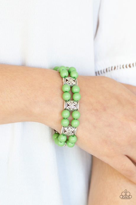 Paparazzi ~ Daisy Debutante ~ Green Bracelet