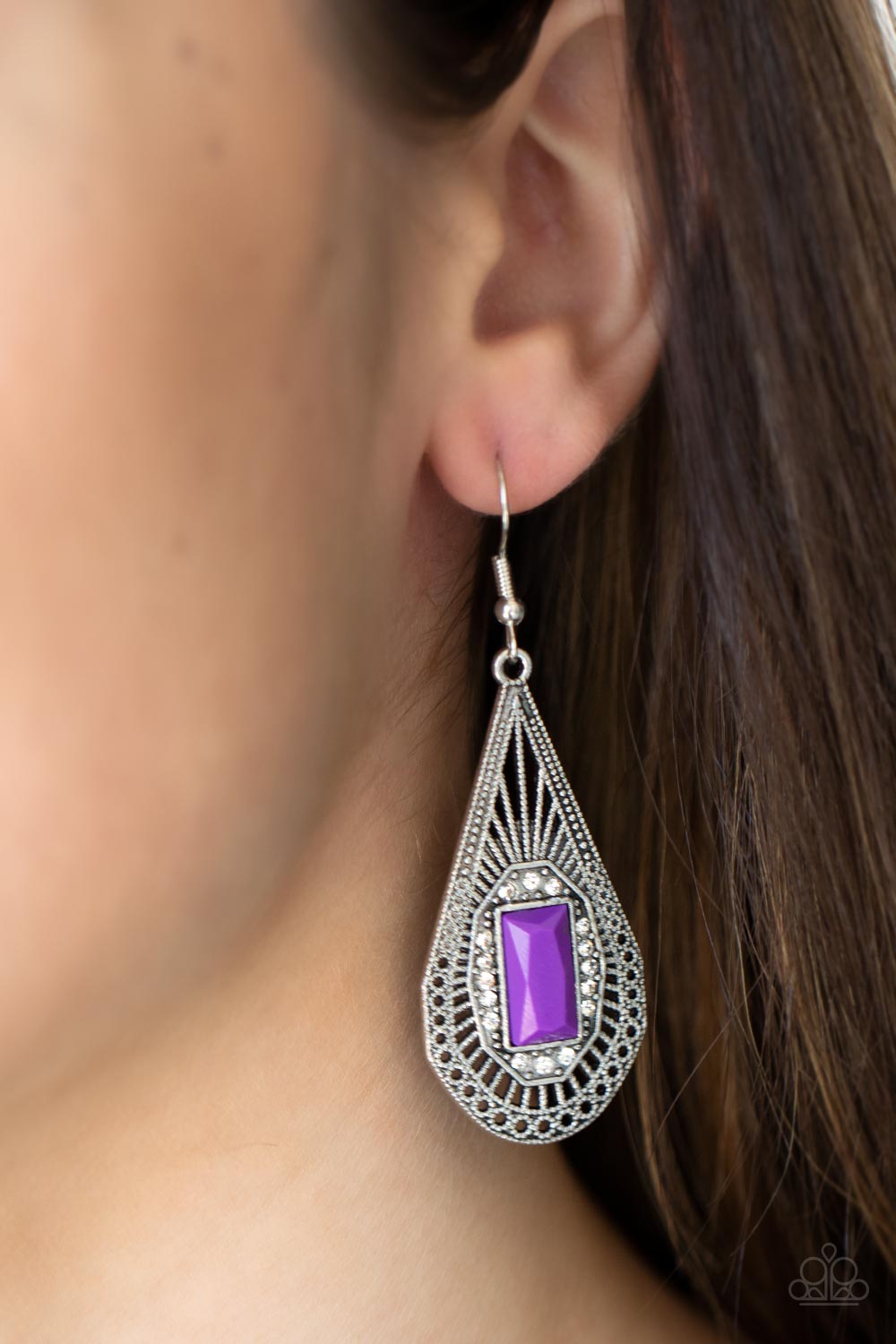 Paparazzi ~ Deco Dreaming ~ Purple Earrings