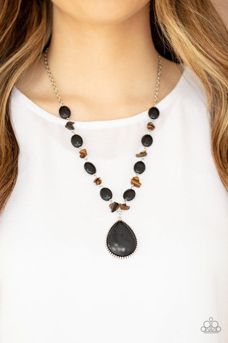 Paparazzi ~ Desert Diva ~ Black Necklace Set