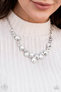 Paparazzi ~ Fiercely 5th Avenue ~ Fashion Fix Complete Trend Blend ~ White Necklace Set