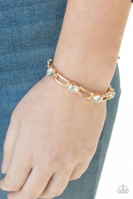 Paparazzi ~ FLASH or Credit? ~ Gold Bracelet