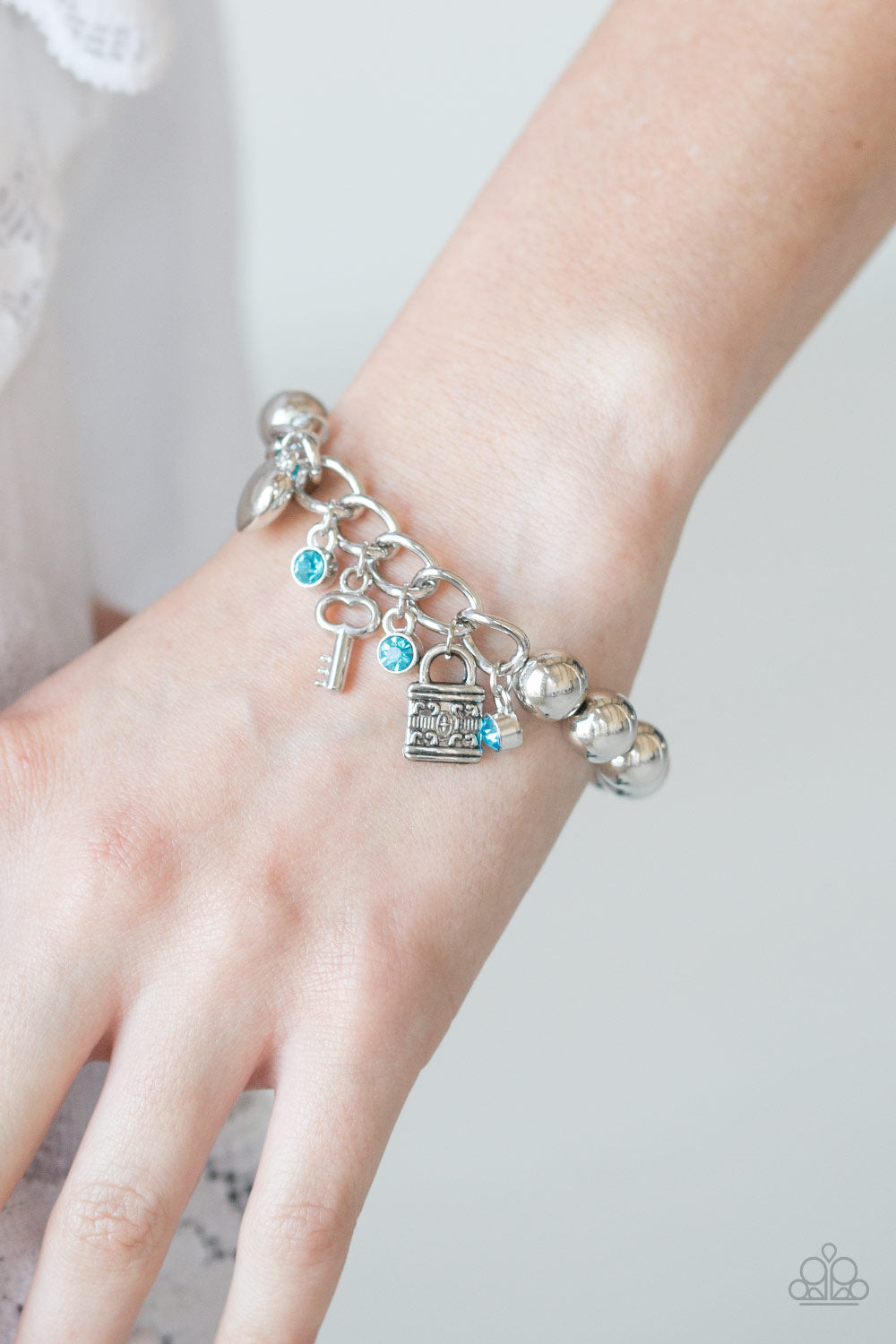 Paparazzi ~ Feelin Flirtatious ~ Blue Charm Bracelet