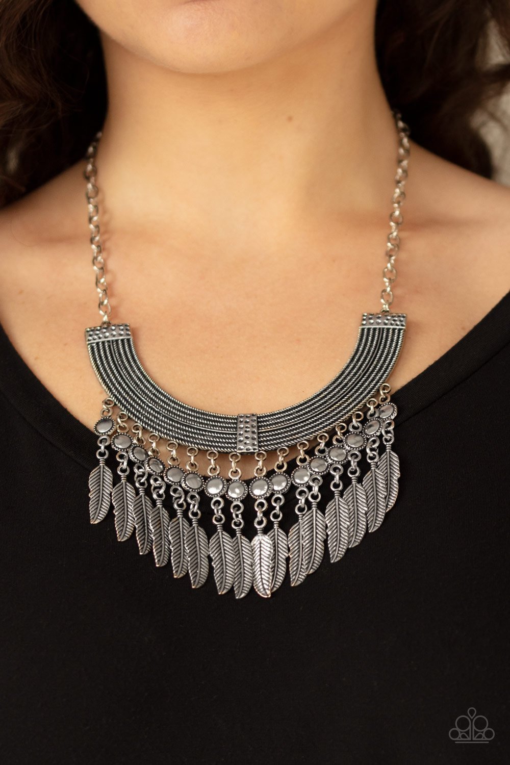 Paparazzi ~ Fierce in Feathers ~ Silver Necklace Set