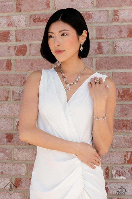 Paparazzi ~ Fiercely 5th Avenue ~ Fashion Fix Complete Trend Blend ~ Orange Necklace Set