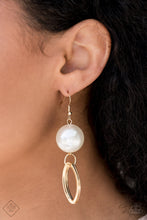 Load image into Gallery viewer, Paparazzi ~ Fiercely 5th Avenue ~ Fashion Fix Complete Trend Blend ~ Gold Necklace Set