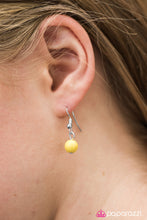 Load image into Gallery viewer, Paparazzi - Finally FRAME-ous - Yellow Necklace Set