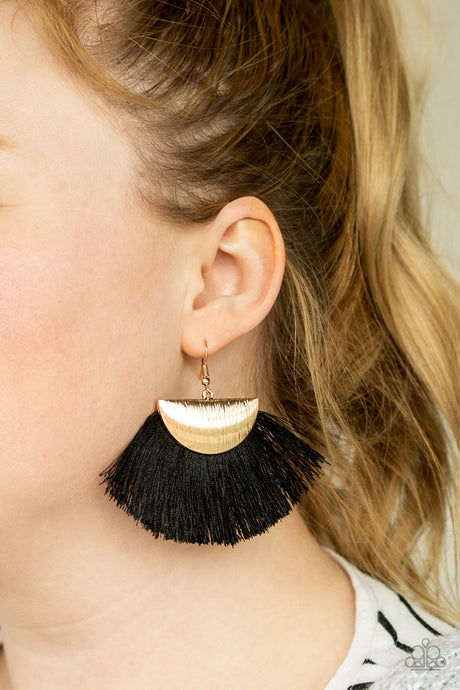 Paparazzi ~ Fox Trap ~ Gold Earrings
