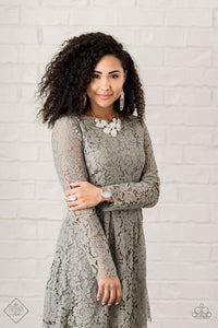 Paparazzi ~ Glimpses of Malibu ~ Fashion Fix Complete Trend Blend ~ Rose Gold Necklace Set