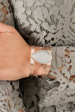 Load image into Gallery viewer, Paparazzi ~ Glimpses of Malibu ~ Fashion Fix Complete Trend Blend ~ Rose Gold Necklace Set