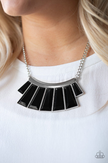 Paparazzi ~ Glamour Goddess ~ Black Necklace Set (Life of the Party Exclusive)