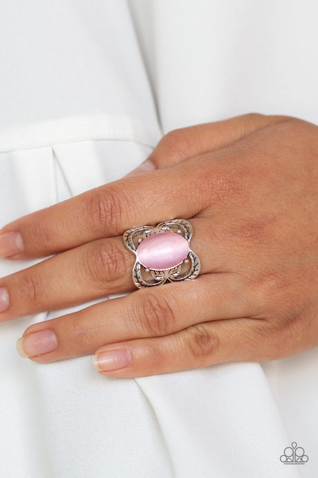 Paparazzi - Go For Glow - Pink Ring with Stretchy Band