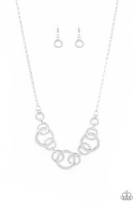 Paparazzi ~ Going In Circles ~ Rose Gold Necklace Set