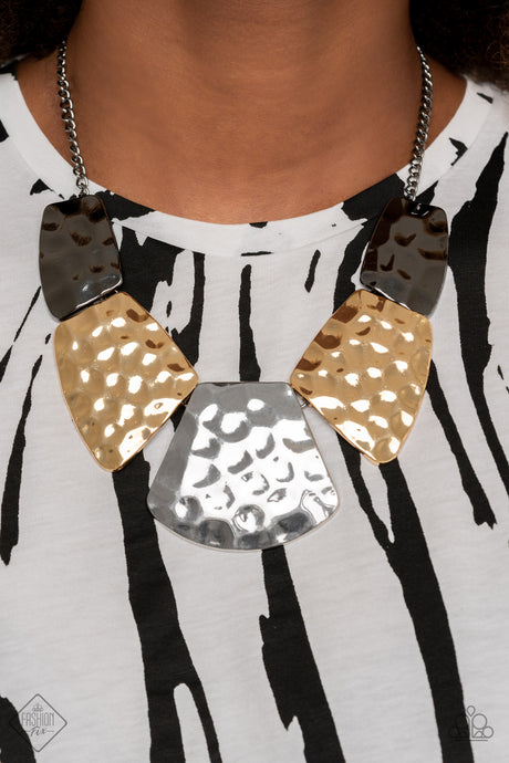 Paparazzi ~ HAUTE Plates ~ Multi Necklace Set (Fashion Fix Exclusive)