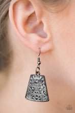 Load image into Gallery viewer, Paparazzi ~ Here Comes The Huntress ~ Black/Gunmetal Necklace Set