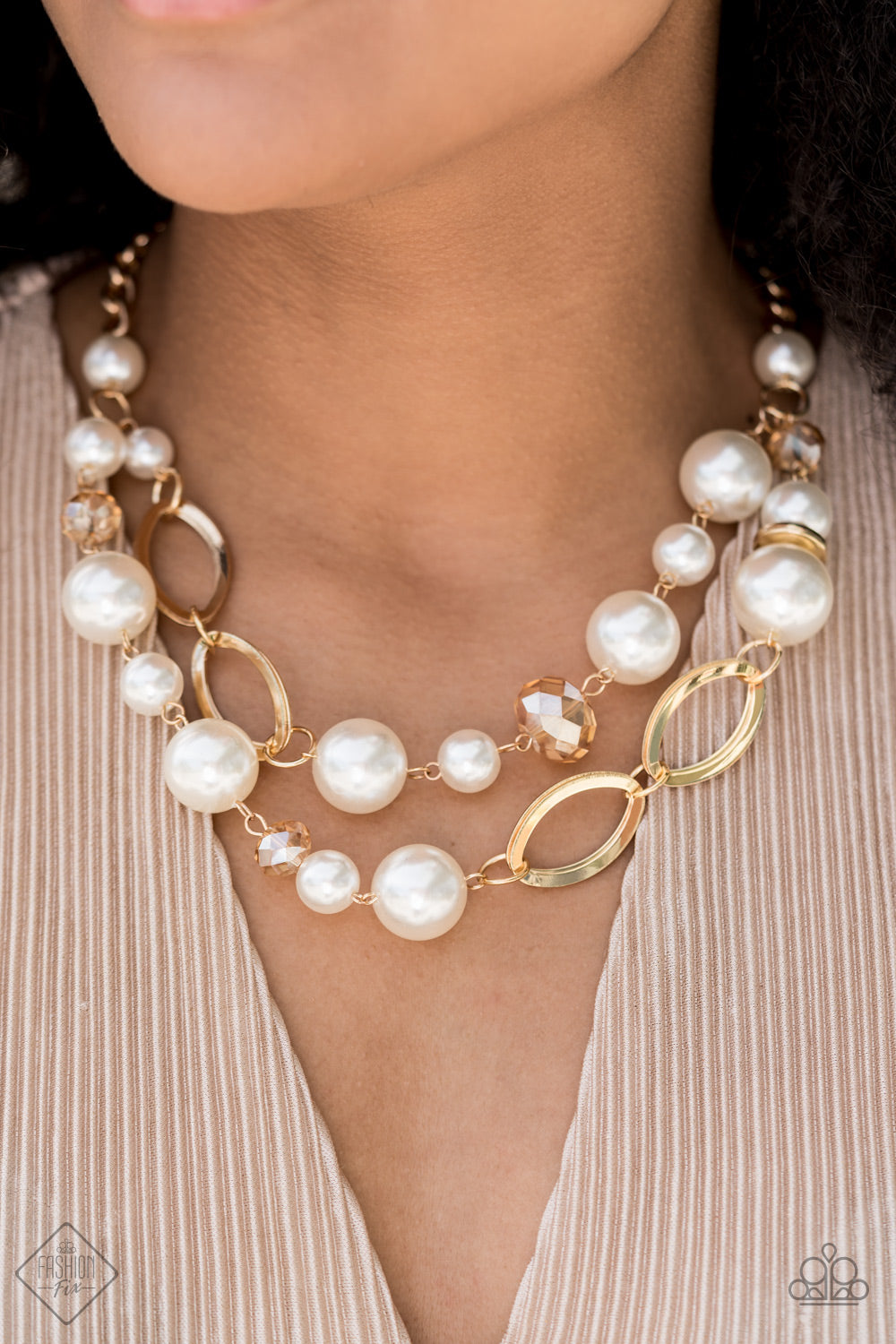 Paparazzi ~ High Roller Status ~ Gold Necklace (Fashion Fix Exclusive)