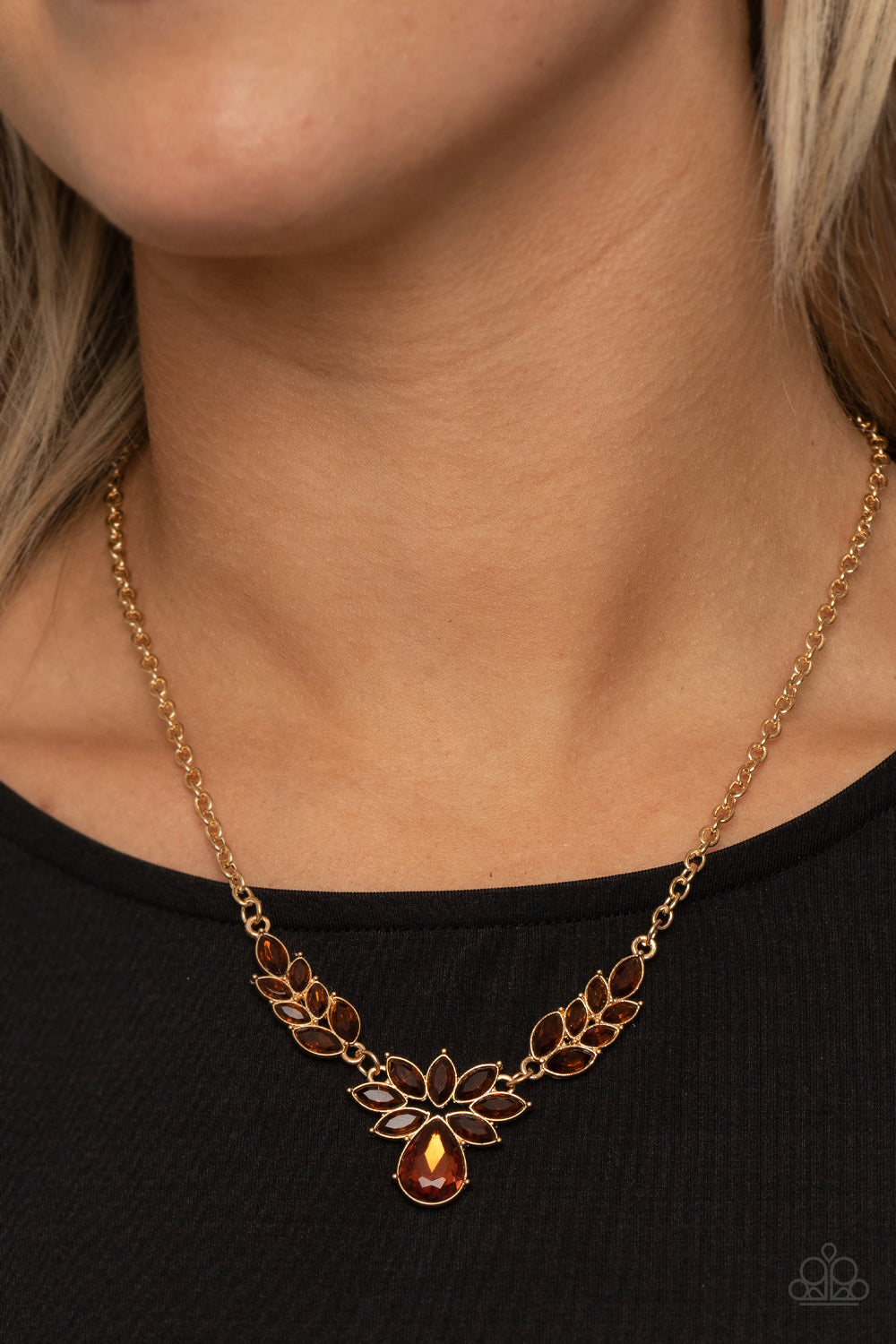 Paparazzi ~ I Need Some HEIR ~ Brown Necklace Set