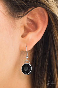 Paparazzi ~ "Iconic" ~ ZI Collection ~ Black Necklace Set