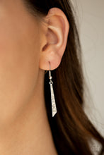 Load image into Gallery viewer, Paparazzi ~ Impressively Incan ~ Silver Necklace Set