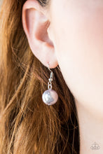Load image into Gallery viewer, Paparazzi ~ Its About SHOWTIME! ~ Silver Necklace Set