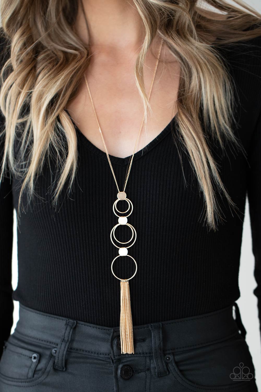 Paparazzi ~ Join The Circle ~ Gold Necklace Set