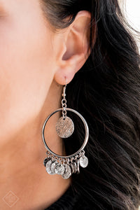 Paparazzi ~ Sunset Sightings ~ Fashion Fix Complete Trend Blend ~ Silver Necklace Set