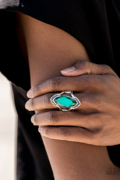 Paparazzi ~ Leading Luster ~ Green Ring with Stretchy Band