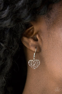 Paparazzi ~ Less Is AMOUR ~ Silver Necklace Set