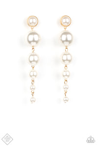 Paparazzi ~ Living a WEALTHY Lifestyle ~ Gold Post Earring (Fashion Fix Exclusive) 
