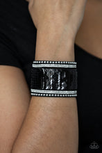 Load image into Gallery viewer, Paparazzi ~ MERMAIDS Have More Fun ~ Pink/Black Reversible Sequins Wrap Bracelet