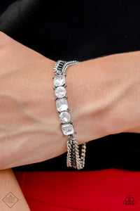 Paparazzi ~ Magnificent Musings ~ Fashion Fix Complete Trend Blend ~ Black Necklace Set