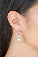 Load image into Gallery viewer, Paparazzi ~ Magnificently Milan ~ Green Necklace Set