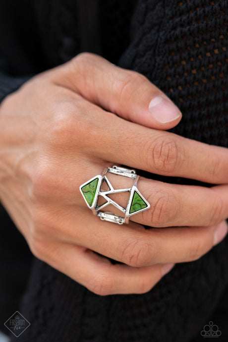 Paparazzi ~ Making Me Edgy ~ Green Ring with Stretchy Band (Fashion Fix Exclusive)