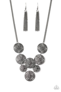 Paparazzi ~ Malibu Idol ~ Black Necklace Set