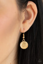 Load image into Gallery viewer, Paparazzi ~ Medallion Marvel ~ Gold Necklace Set