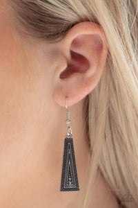 Paparazzi ~ Metro Mane ~ Silver Necklace Set