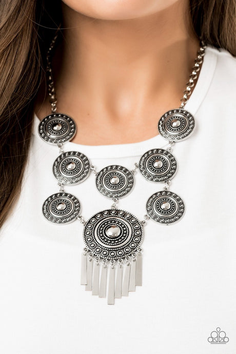 Paparazzi ~ Modern Medalist ~ Silver Necklace Set