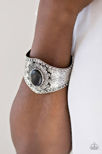 Paparazzi ~ Mojave Majesty ~ Black Cuff Bracelet