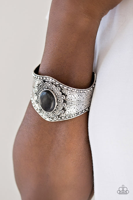 Paparazzi ~ Mojave Majesty ~ Black Cuff Bracelet