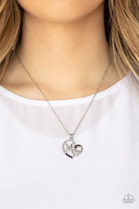 Paparazzi - Mom Moments - Black Necklace Set