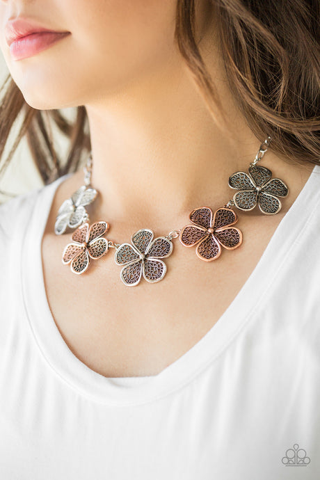 Paparazzi ~ No Common Daisy ~ Multi Necklace Set