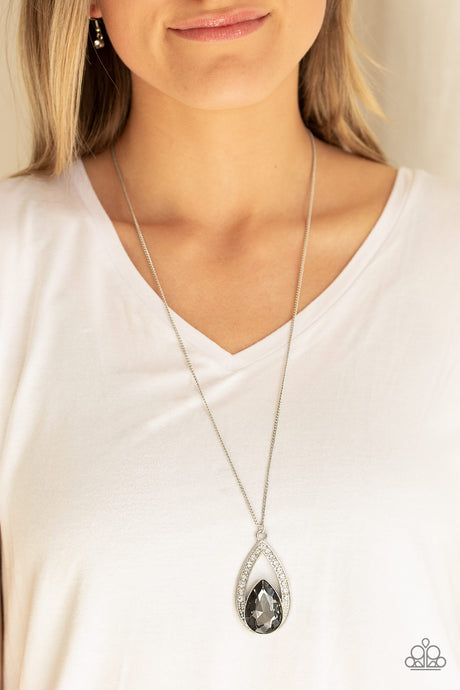 Paparazzi ~ Notorious Noble ~ Silver Necklace Set