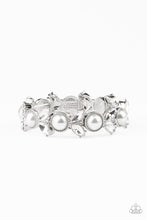 Load image into Gallery viewer, Paparazzi ~ Opulent Oasis ~ White Pearl Bracelet