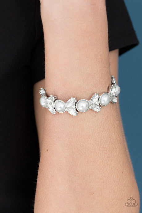 Paparazzi ~ Opulent Oasis ~ White Pearl Bracelet