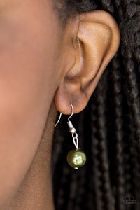 Paparazzi ~ Party Pearls ~ Green Pearl Necklace Set