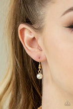 Load image into Gallery viewer, Paparazzi - Pearl Pageant - Gold Pearl Necklace - Klassy Jewelz Boutique